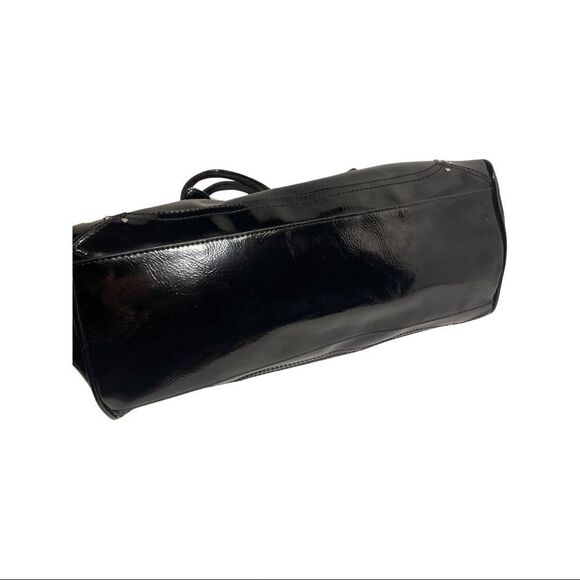Liz Claiborne Black Patent Shoulder Bag - Picture 3 of 7